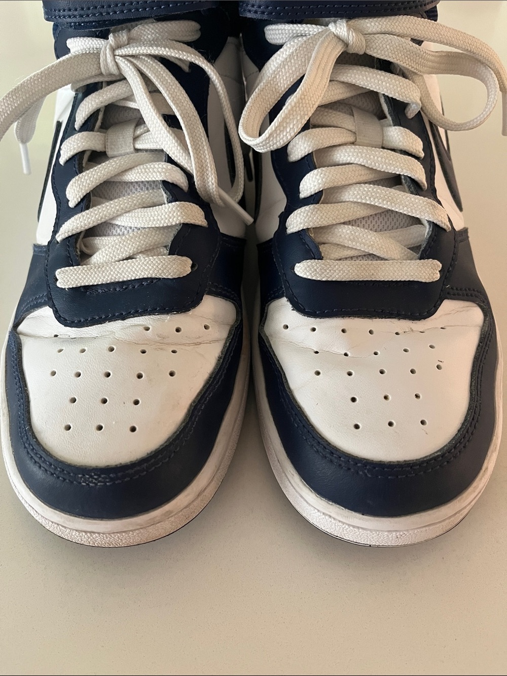 Boys Nike Court Borough Mid - Navy/White size 6.5Y - Picture 7 of 10